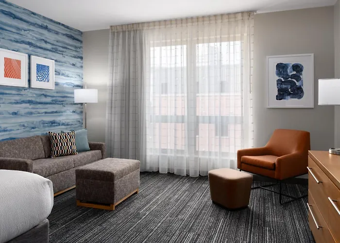 Towneplace Suites By Marriott Champaign