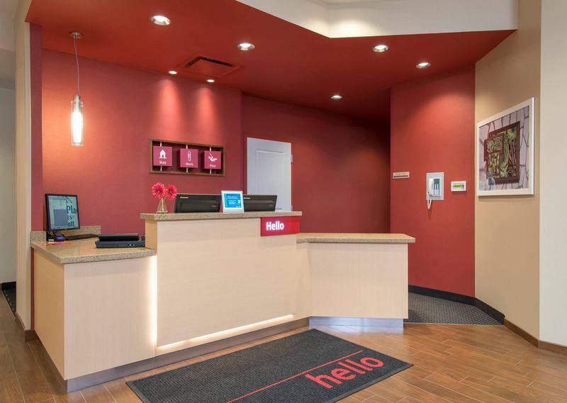 Hotel Towneplace By Marriott Champaign