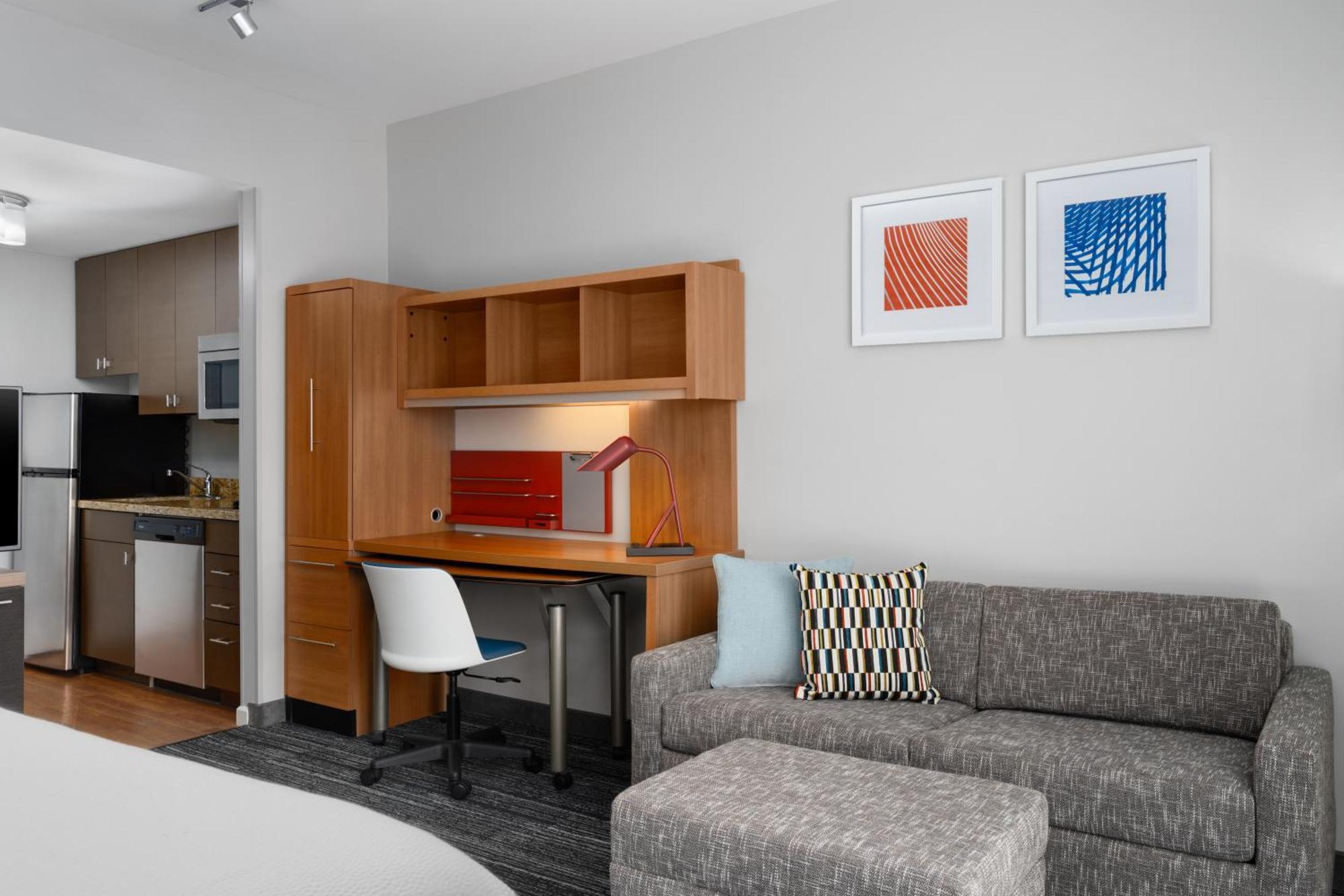 Towneplace By Marriott Hotel Champaign